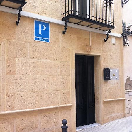 Pension Ruiz Linares  Exteriör bild