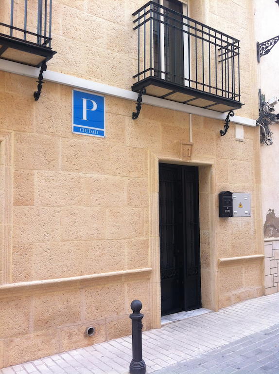 Pension Ruiz Linares  Exteriör bild