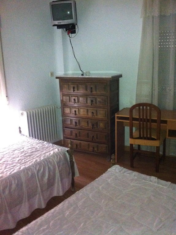 Pension Ruiz Linares  Rum bild